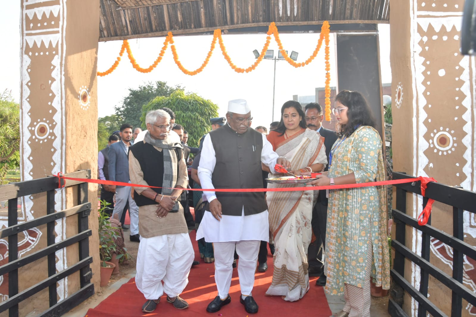 आदि महोत्सव-2024 के अन्तर्गत नगर निगम ग्रेटर द्वारा आरआरआर सेन्टर बना मुख्य आकर्षण का केन्द्र