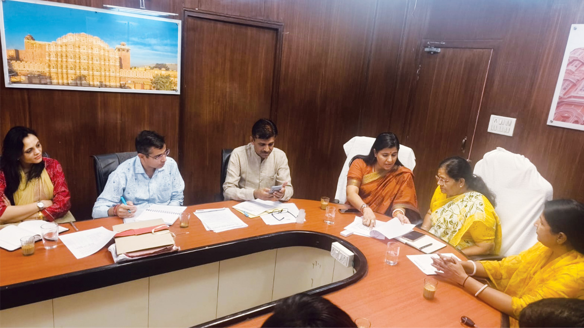 जयपुर समारोह 2024 एवं राइजिंग राजस्थान के आयोजन के संबंध में ली बैठक
